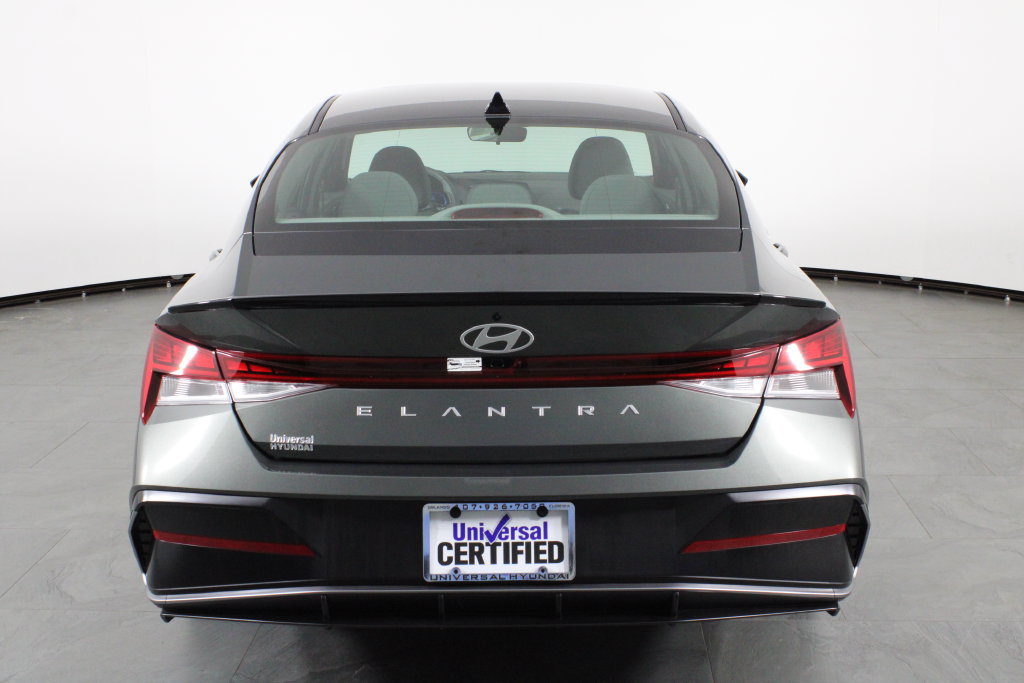 Certified 2026 Hyundai Elantra SEL Sport Premium FWD image 11