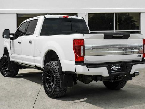 Used 2022 Ford F350 Platinum AWD/4WD image 10