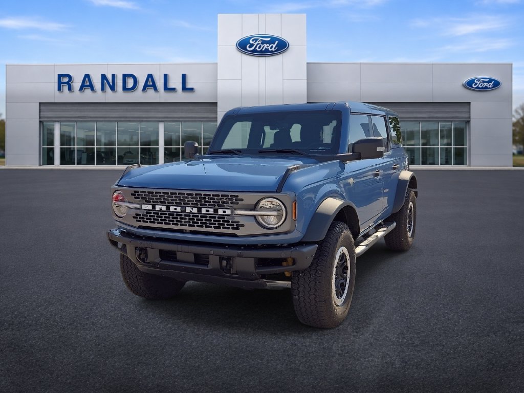 Used 2025 Ford Bronco Badlands AWD/4WD image 2