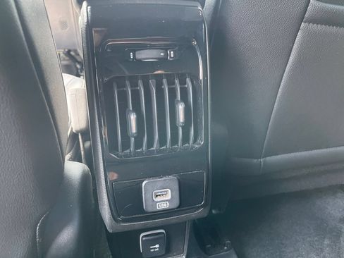 Used 2025 Jeep Compass Trailhawk AWD/4WD image 23