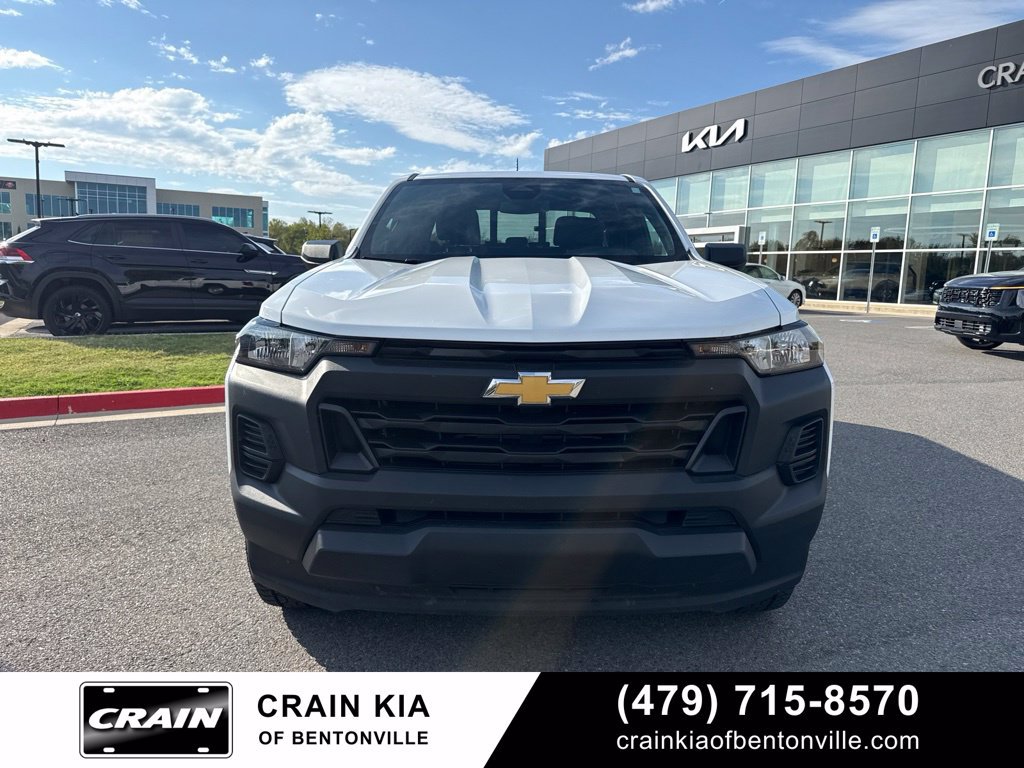 Used 2024 Chevrolet Colorado W/T w/ WT Convenience Package II RWD image 2