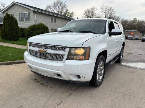 Used 2013 Chevrolet Tahoe 2WD image 2