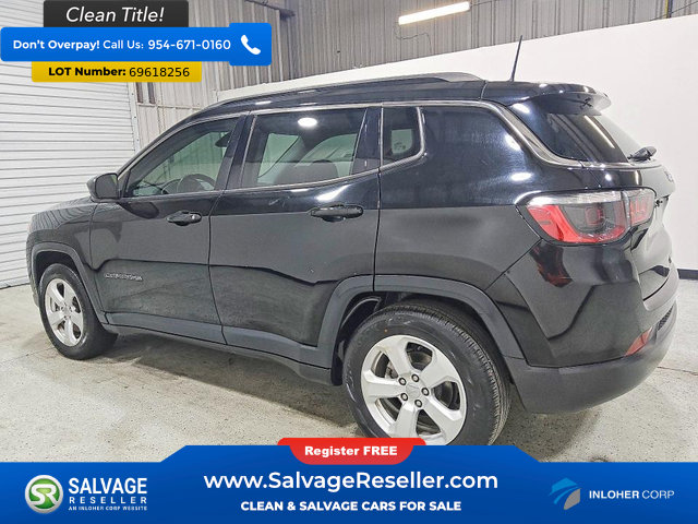 Used 2020 Jeep Compass Latitude FWD image 3
