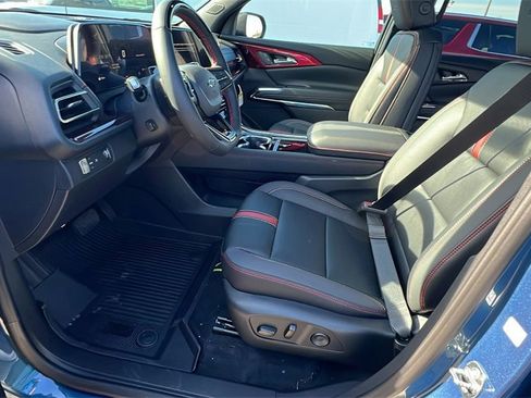 New 2026 Chevrolet Traverse RS w/ LPO, Floor Liner Package image 13