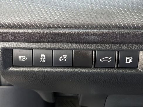 Used 2025 Toyota Camry SE FWD image 22