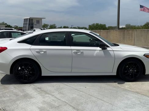 Used 2024 Honda Civic Sport image 24