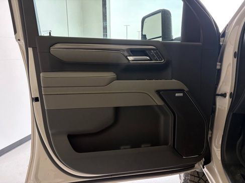 New 2026 Chevrolet Silverado 2500 ZR2 AWD/4WD image 34