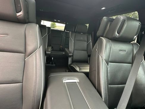 Certified 2024 Cadillac Escalade Premium Luxury w/ Performance Package AWD/4WD image 14