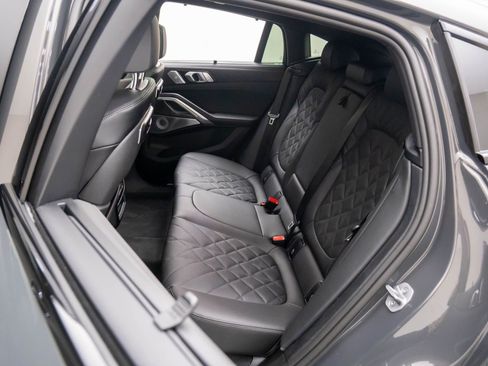 New 2026 BMW X6 M60i w/ Executive Package image 17