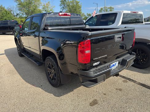 Used 2022 Chevrolet Colorado Z71 w/ Z71 Midnight Edition AWD/4WD image 4