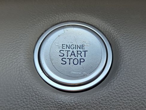 Used 2025 Hyundai Elantra Sport FWD image 20