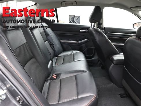 Used 2023 Nissan Altima 2.5 SR FWD image 23
