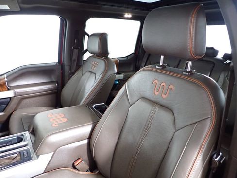 Used 2015 Ford F150 King Ranch w/ Equipment Group 601A Luxury AWD/4WD image 23