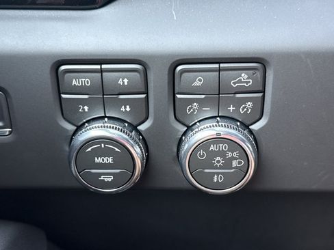New 2026 GMC Sierra 2500 AT4 w/ AT4 Premium Plus Package AWD/4WD image 26