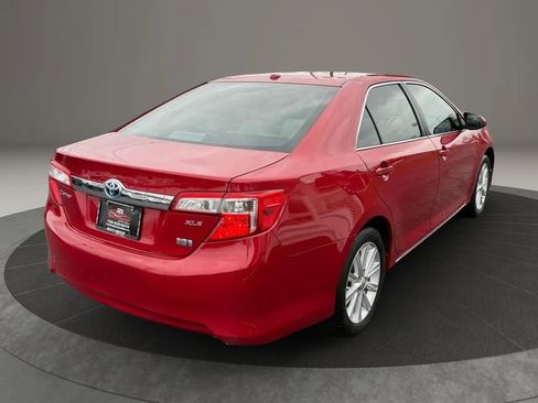 Used 2014 Toyota Camry XLE FWD image 8