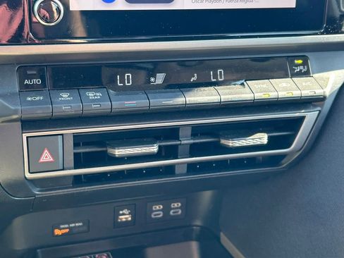 Used 2025 Toyota Camry LE FWD image 29