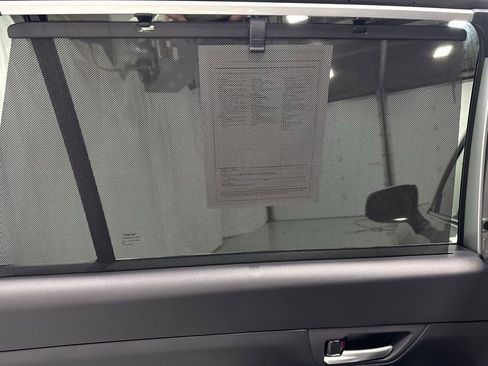 Used 2025 Toyota Grand Highlander AWD image 44