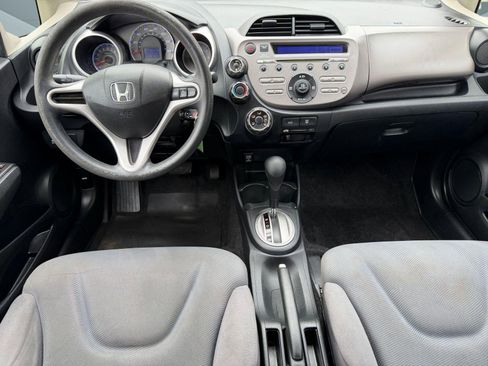 Used 2013 Honda Fit 5dr HB Auto image 23
