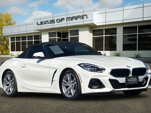 Used 2025 BMW Z4 sDrive30i RWD image 22