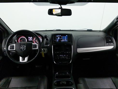 Used 2018 Dodge Grand Caravan GT image 15