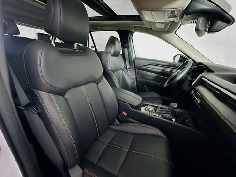 Used 2025 MAZDA CX-50 AWD 2.5 Hybrid w/ Premium Pkg image 31