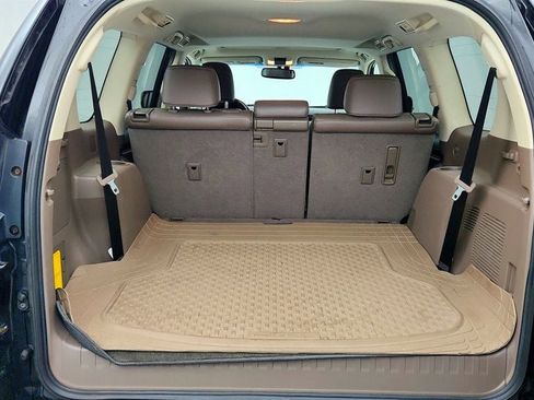 Used 2015 Lexus GX 460 w/ Premium Package AWD/4WD image 25