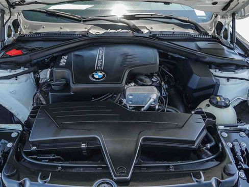 Used 2016 BMW 328i Sedan RWD image 30