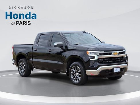 Used 2024 Chevrolet Silverado 1500 LT AWD/4WD image 3