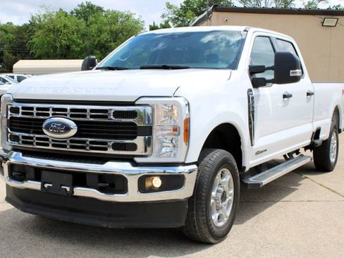 Used 2025 Ford F250 XLT AWD/4WD image 7