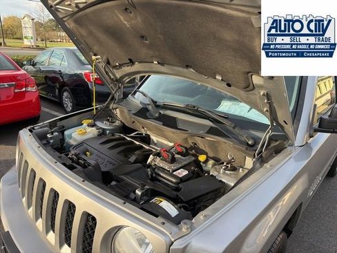 Used 2016 Jeep Patriot High Altitude AWD/4WD image 14
