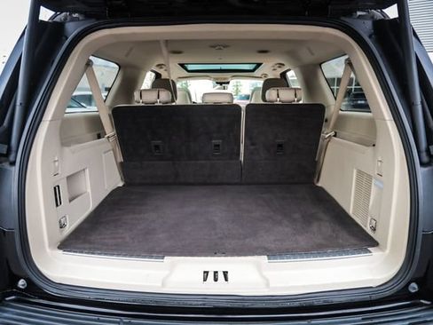 Used 2018 Lincoln Navigator L Reserve w/ Technology Package AWD/4WD image 60