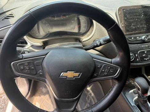 Used 2023 Chevrolet Malibu RS w/ LPO, Floor Liner Package FWD image 14