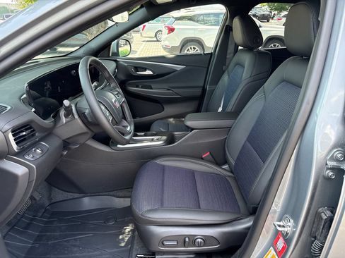New 2026 Buick Envista Preferred FWD image 10