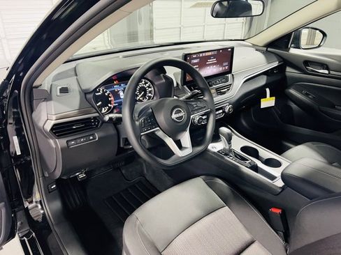 New 2025 Nissan Altima 2.5 SV w/ SV Special Edition Package image 20