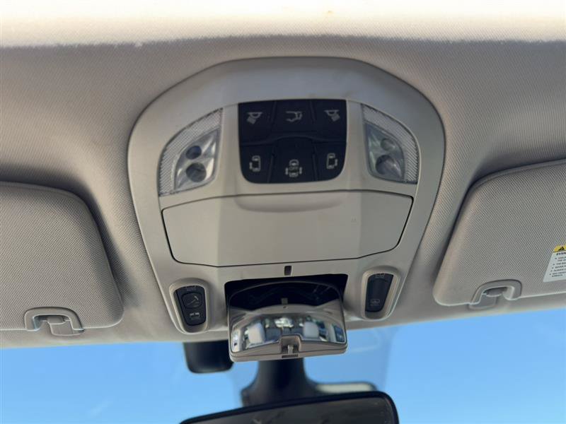Used 2021 Chrysler Pacifica Touring-L w/ Premium & Safety Sphere Group FWD image 26