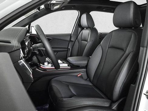 Certified 2025 Audi Q7 3.0T Premium Plus w/ Premium Plus Package image 17