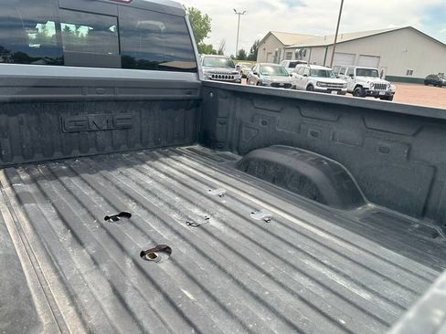 Used 2025 GMC Sierra 2500 AT4X AWD/4WD image 28