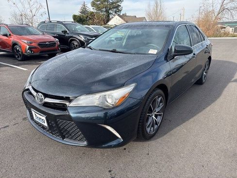 Used 2015 Toyota Camry XLE image 7