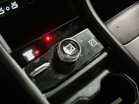 New 2025 Jeep Grand Cherokee Limited w/ Black Appearance Package image 15