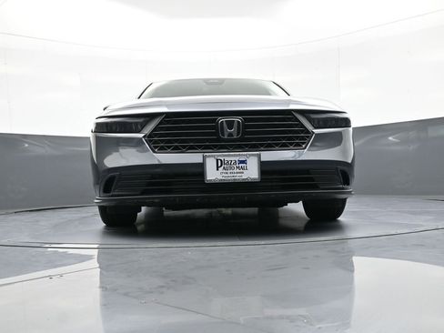 Certified 2024 Honda Accord EX image 28