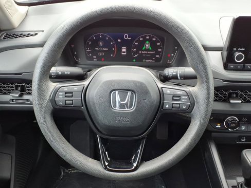 Used 2024 Honda Accord EX image 23