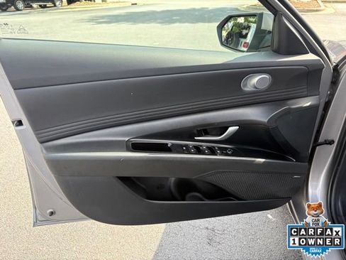 Used 2024 Hyundai Elantra Limited FWD image 24