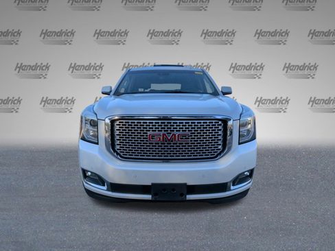 Used 2015 GMC Yukon Denali w/ Premium Package image 5