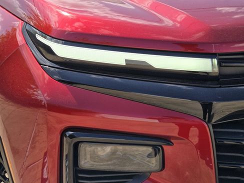 New 2026 Chevrolet Traverse LT w/ Midnight/Sport Edition FWD image 9