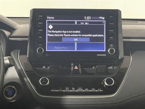 Certified 2022 Toyota Corolla Cross LE image 17