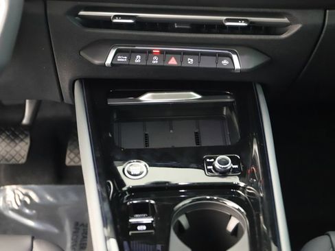 New 2026 Audi Q3 quattro 2.0T AWD/4WD image 20