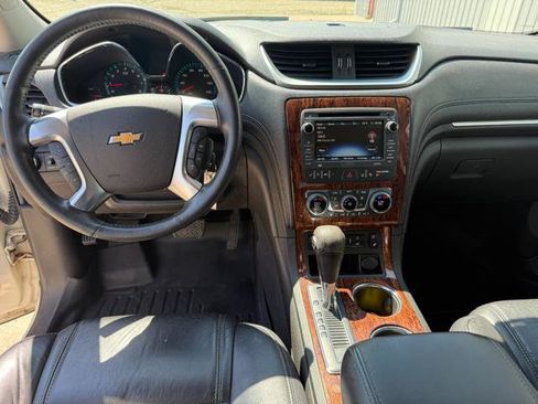 Used 2014 Chevrolet Traverse LTZ AWD/4WD image 17
