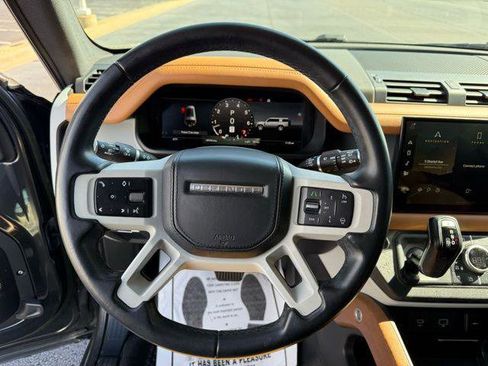 Used 2023 Land Rover Defender 130 First Edition image 47