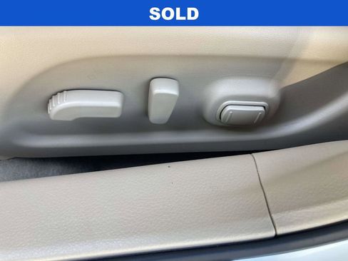 Used 2014 Nissan Altima 2.5 SL w/ Technology Package FWD image 16