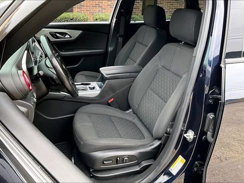 Used 2020 Chevrolet Blazer LT image 18